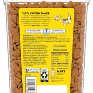 Delicious Crunchy Cat Treats with Chicken Flavor